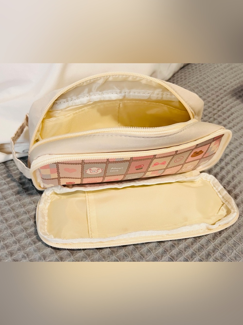 Lot 5 Beige Pencil Cases Makeup Bags Kawaii Hidden Print New